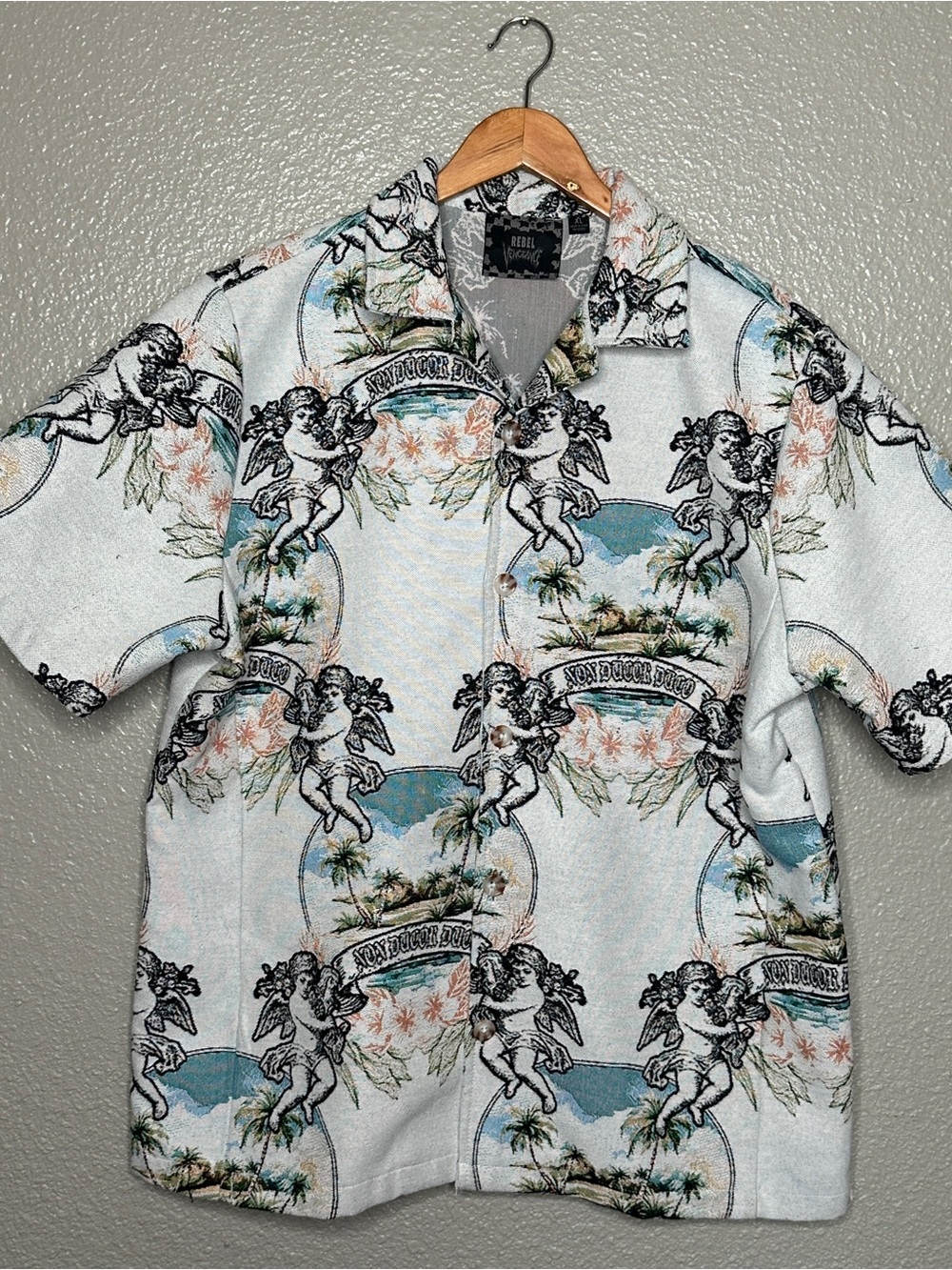 Rebel vengeance men’s tapestry button up XL